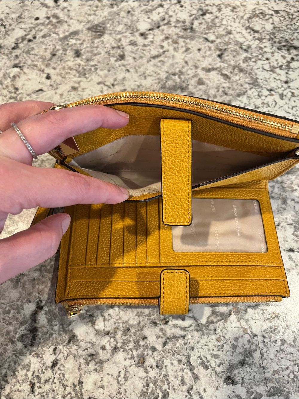 Michael Kors Leather Double Zip Tech Wallet Wristlet - Picture 12 of 13